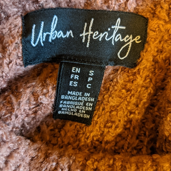 Sweater - Picture 3 of 3